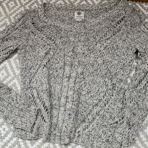SOLD Gray knit sweater